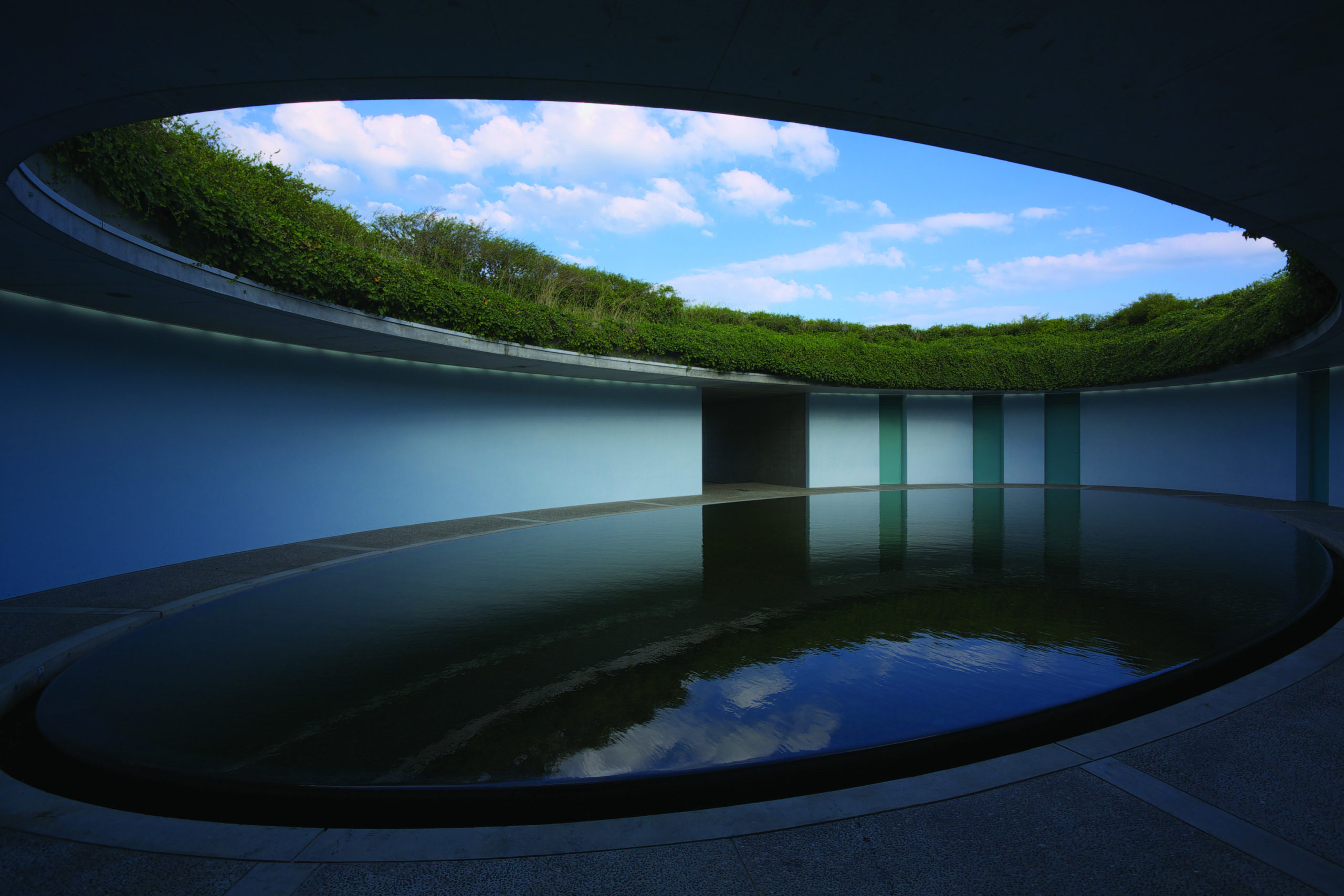 A HIGH-TECH ANCIENT STILLNESS - Litro Magazine USA