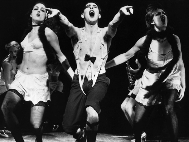 Alan Cumming as the Emcee in the 1998 version of Cabaret, which he now revives at Studio 54.