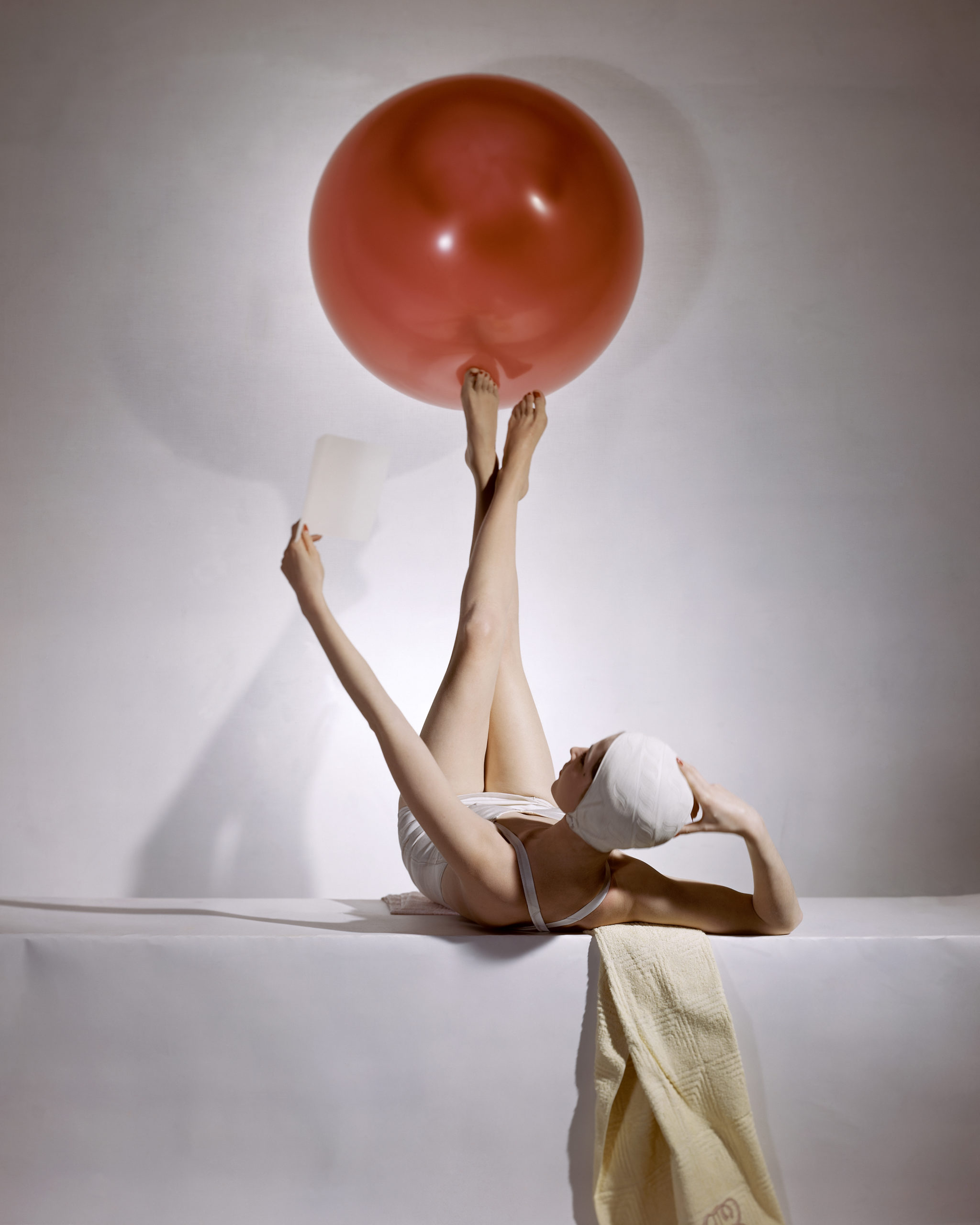 Future Fashions: <em>Horst: Photographer of Style</em> at the Victoria and Albert Museum