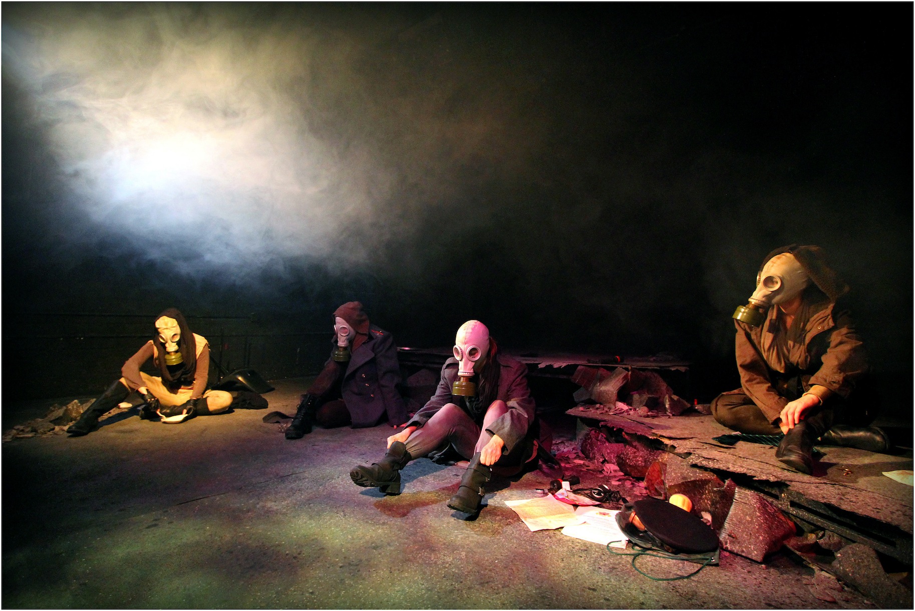 Theatre On Mars: <em>Shoot, I Didn’t Mean That/The Last Days of Mankind</em> at the Tristan Bates Theatre