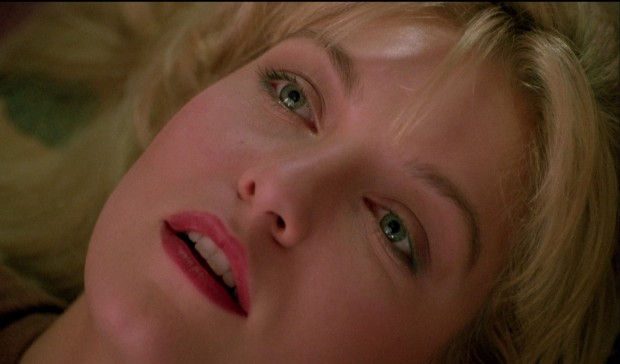 Sheryl Lee is fantastic as the living, suffering Laura. [Lynch-Frost Productions]
