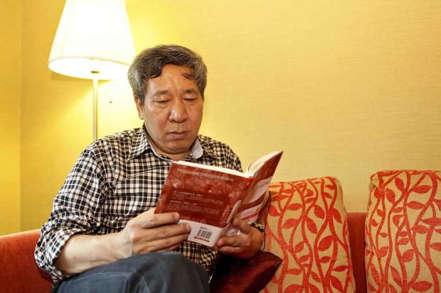 Yan Lianke reads his novel The Four Books.