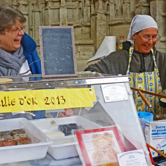 A Walk through Villefranche-de-Rouergue Thursday Market